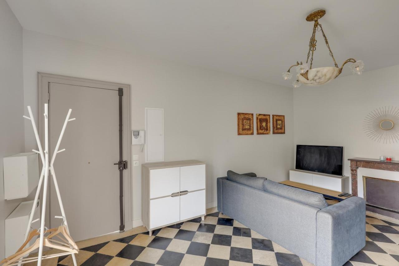 Le Richelieu Apartment Версал Екстериор снимка